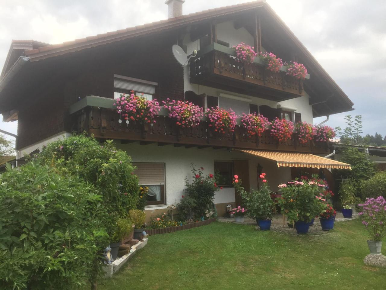Gaestehaus Christa Obermaiselstein Buitenkant foto